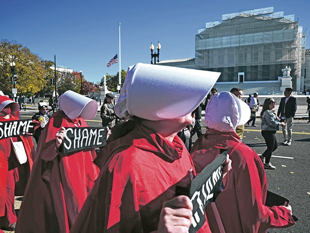 The Handmaid’s Tale: Westliche Feministinnen blenden den Iran aus